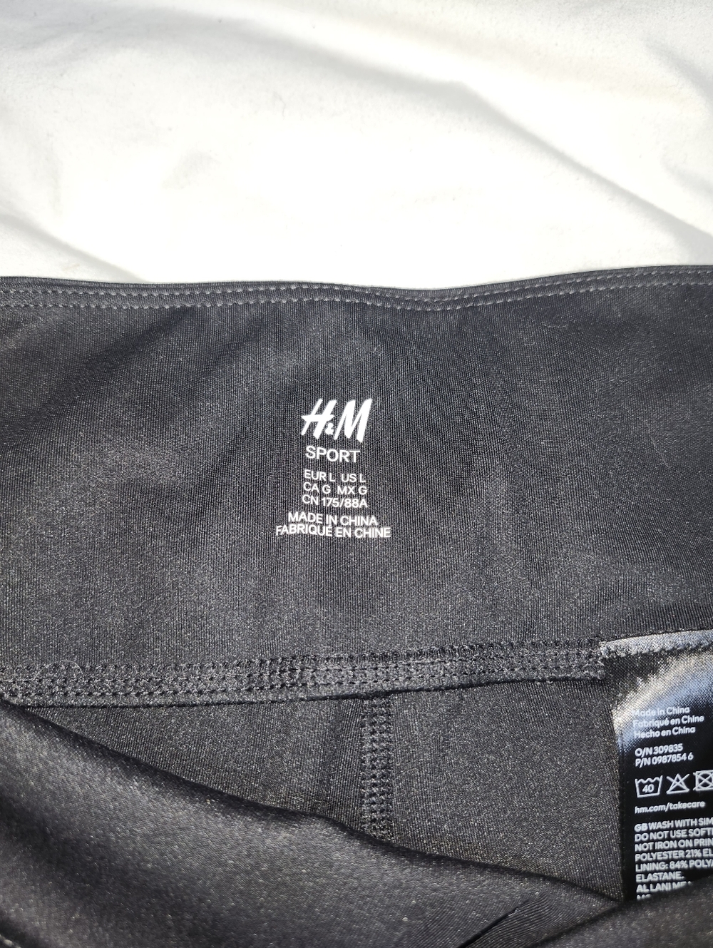 H&M black high-waist leggings